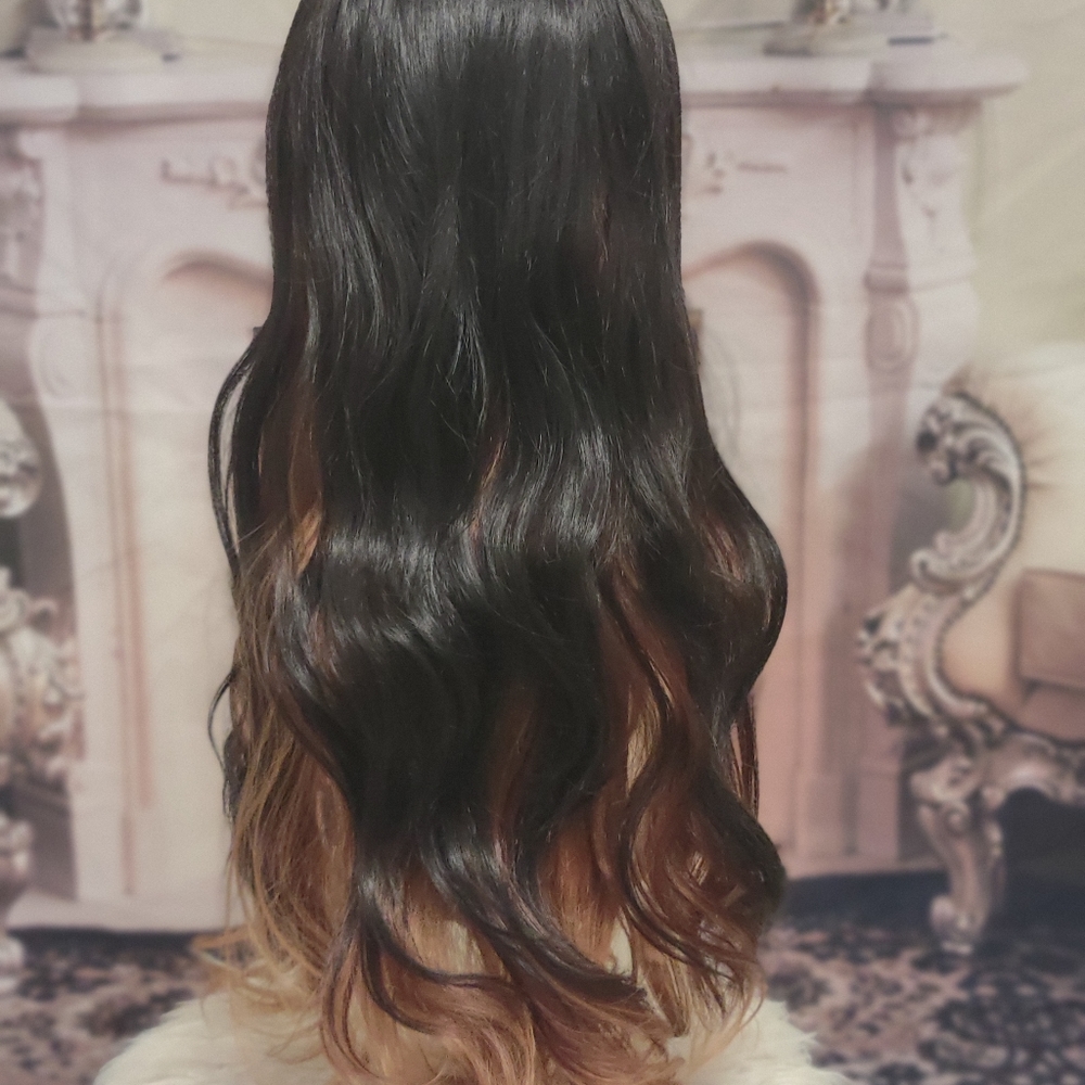 Wig - Picture 3 of 6